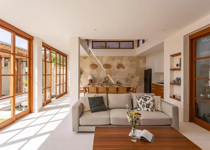 Pura Bali Villa *